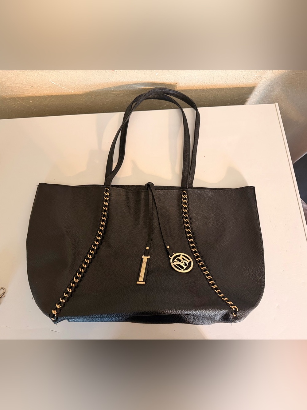 Badgley Mischka Black Pebbled Leather Tote Bag 🖤